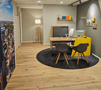 Blick zu den Beratungsplätzen 